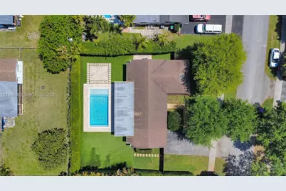 8975 SW 83rd St #0, Miami, FL 33173 - Photo 6