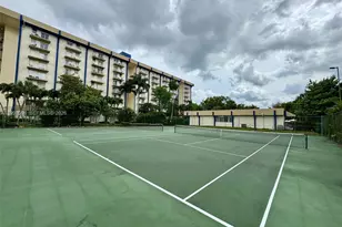 4550 NW 9th St, Miami, FL 33126 - Photo 12