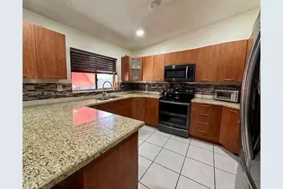 15182 SW 171st St, Miami, FL 33187 - Photo 4