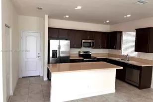 4229 Troon Pl, Fort Pierce, FL 34947 - Photo 4