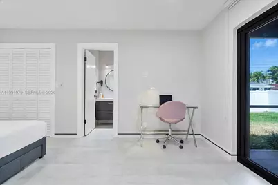 233 SE 4th Ter, Dania Beach, FL 33004 - Photo 12