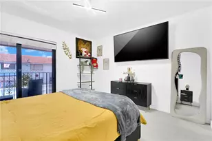 5362 W 24th Ave, Hialeah, FL 33016 - Photo 12