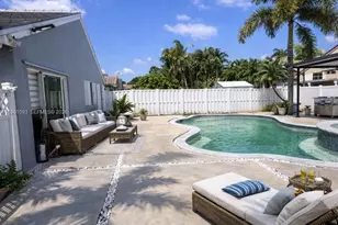 19227 NW 22nd St, Pembroke Pines, FL 33029 - Photo 2