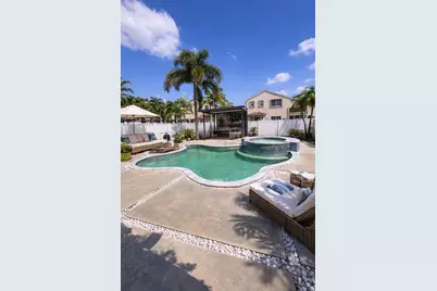 19227 NW 22nd St #19227, Pembroke Pines, FL 33029 - Photo 1