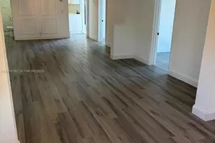 248 SW 18th Ct, Miami, FL 33135 - Photo 8