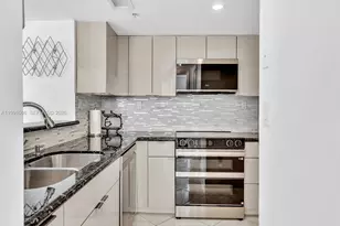 650 West Ave, Miami Beach, FL 33139 - Photo 10