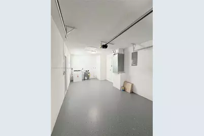 8581 NW 17th St, Plantation, FL 33322 - Photo 32