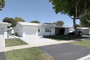 8581 NW 17th St, Plantation, FL 33322 - Photo 2