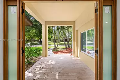 8201 SW 150th Dr, Palmetto Bay, FL 33158 - Photo 4