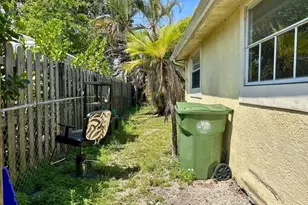 51 Davis Rd, Palm Springs, FL 33461 - Photo 6