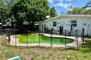 51 Davis Rd, Palm Springs, FL 33461 - Photo 2