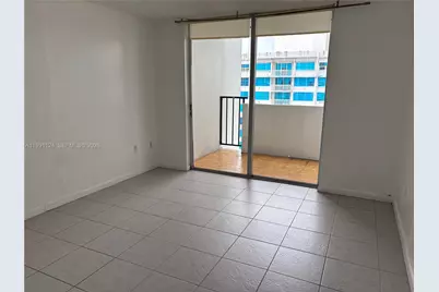 2750 NE 183rd St #1912, Aventura, FL 33160 - Photo 16
