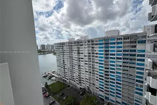 2750 NE 183rd St, Aventura, FL 33160 - Photo 18