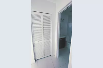 4680 NE 2nd Ave, Oakland Park, FL 33334 - Photo 26