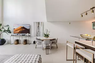 6000 Collins Ave, Miami Beach, FL 33140 - Photo 10