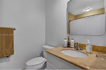 801 Brickell Key Blvd #2502, Miami, FL 33131 - Photo 10