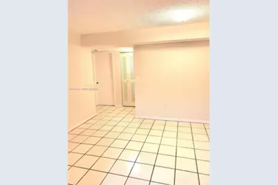 5765 W 25th Ct #211, Hialeah, FL 33016 - Photo 12