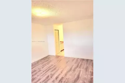 5765 W 25th Ct #211, Hialeah, FL 33016 - Photo 20
