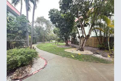 805 W Oakland Park Blvd #D19, Oakland Park, FL 33311 - Photo 26