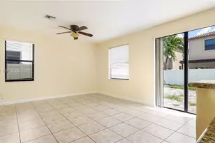 8841 W 34th Ct, Hialeah, FL 33018 - Photo 26