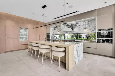 535 N Shore Dr, Miami Beach, FL 33141 - Photo 18