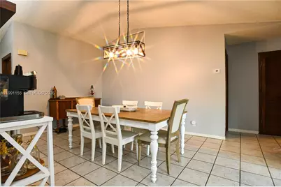 8631 NW 48th St, Lauderhill, FL 33351 - Photo 10