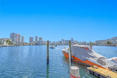 462 Golden Isles Dr #210, Hallandale Beach, FL 33009 - Photo 22