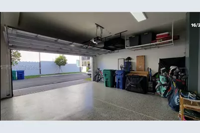 4675 NW 83rd Pkwy, Doral, FL 33166 - Photo 10