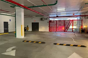 2300 NW 7th St, Miami, FL 33125 - Photo 12