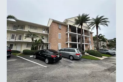 450 Paradise Isle Blvd #102, Hallandale Beach, FL 33009 - Photo 18
