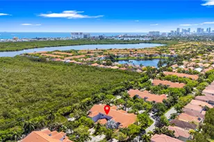 1120 Canella Ln, Hollywood, FL 33019 - Photo 2