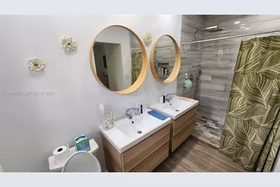 831 Plover Ave, Miami Springs, FL 33166 - Photo 8