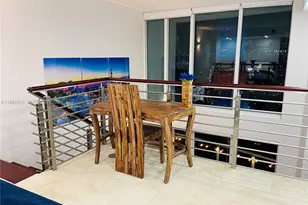 41 SE 5th St, Miami, FL 33131 - Photo 12