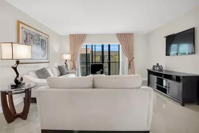 304 Racquet Club Rd #203, Weston, FL 33326 - Photo 10