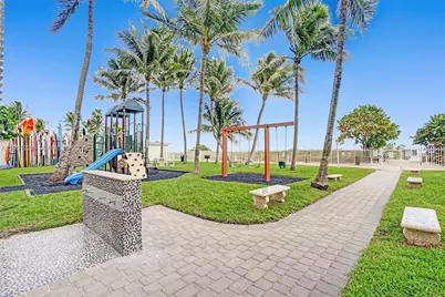 6301 Collins Ave #2308, Miami Beach, FL 33141 - Photo 66