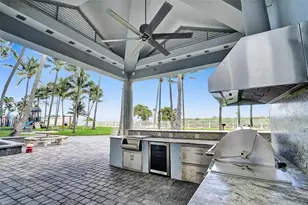 6301 Collins Ave, Miami Beach, FL 33141 - Photo 64