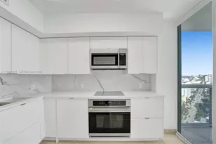 6301 Collins Ave, Miami Beach, FL 33141 - Photo 20