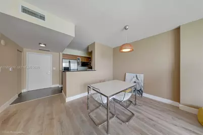 335 S Biscayne Blvd #3110, Miami, FL 33131 - Photo 8