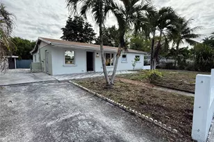 20001 NW 43rd Pl, Miami Gardens, FL 33055 - Photo 4