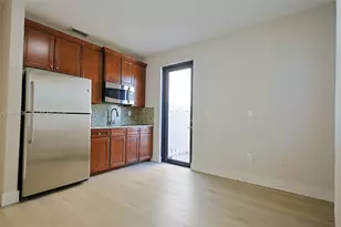 8800 NW 98th Ct, Doral, FL 33178 - Photo 8