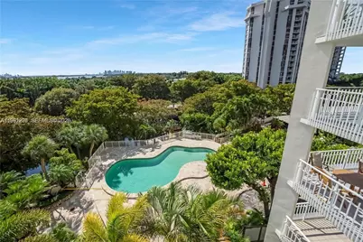 1000 Quayside Ter #706, Miami, FL 33138 - Photo 30