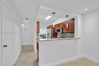 5388 Jubilee, Margate, FL 33063 - Photo 12