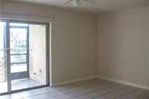 719 Gardens Dr, Pompano Beach, FL 33069 - Photo 2