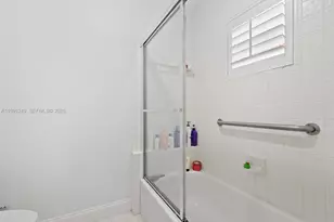413 Cameron Dr, Weston, FL 33326 - Photo 20