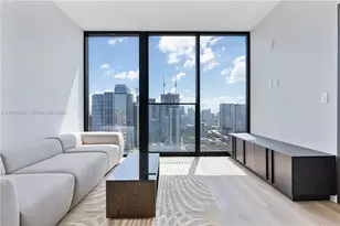 20 NE 11th St, Miami, FL 33132 - Photo 14