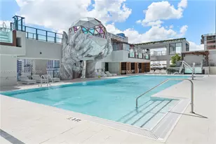 20 NE 11th St, Miami, FL 33132 - Photo 4