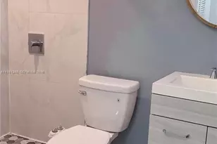 5785 NW 116th Ave, Doral, FL 33178 - Photo 12