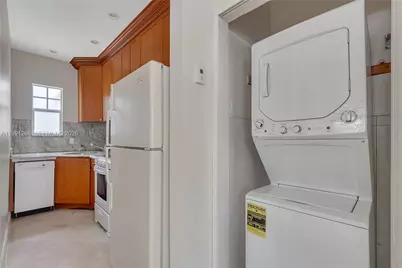 814 Lenox Ave #8, Miami Beach, FL 33139 - Photo 4