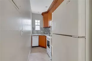 814 Lenox Ave., Miami Beach, FL 33139 - Photo 8
