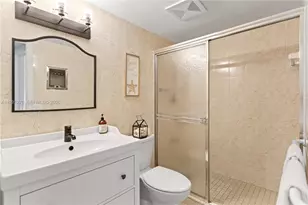 580 Egret Dr, Hallandale Beach, FL 33009 - Photo 22